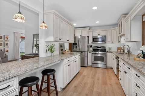 Tiny photo for 6812 Woodridge Drive, Woodridge, IL 60517 (MLS # 12621594)