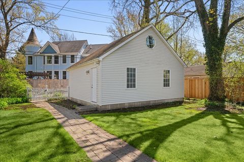 Tiny photo for 134 Park Avenue, Wilmette, IL 60091 (MLS # 12620951)