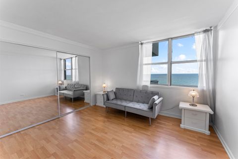 Tiny photo for 6301 N Sheridan Road #11R, Chicago, IL 60660 (MLS # 12475910)