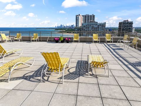Tiny photo for 6301 N Sheridan Road #11R, Chicago, IL 60660 (MLS # 12475910)