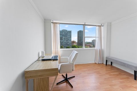 Tiny photo for 6301 N Sheridan Road #11R, Chicago, IL 60660 (MLS # 12475910)