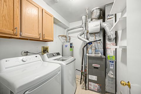 Tiny photo for 2012 N Silver Lake Road #2012, Arlington Heights, IL 60004 (MLS # 12579272)