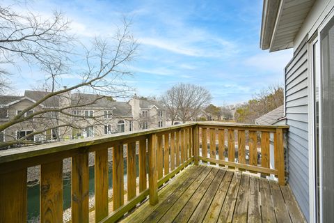 Tiny photo for 2012 N Silver Lake Road #2012, Arlington Heights, IL 60004 (MLS # 12579272)