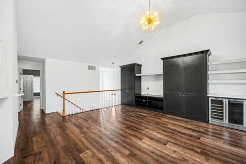 Tiny photo for 2012 N Silver Lake Road #2012, Arlington Heights, IL 60004 (MLS # 12579272)