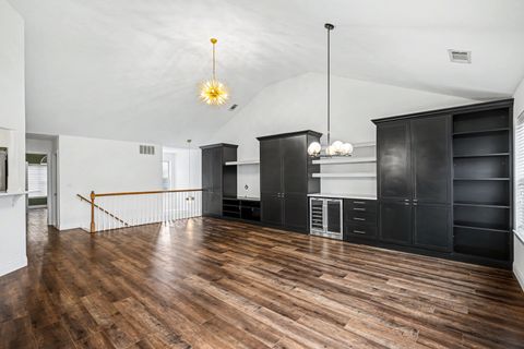 Tiny photo for 2012 N Silver Lake Road #2012, Arlington Heights, IL 60004 (MLS # 12579272)