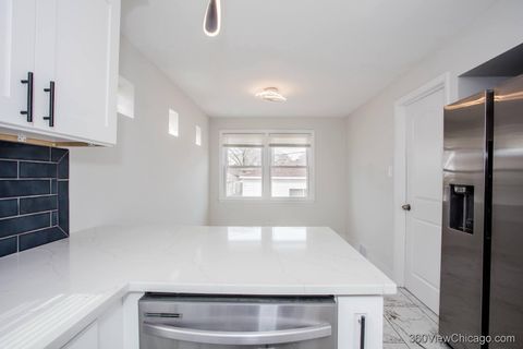 Tiny photo for 9006 S Wallace Street, Chicago, IL 60621 (MLS # 12602554)