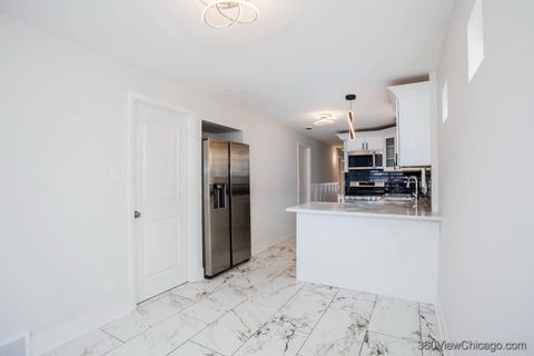 Tiny photo for 9006 S Wallace Street, Chicago, IL 60621 (MLS # 12602554)