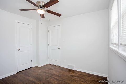 Tiny photo for 9006 S Wallace Street, Chicago, IL 60621 (MLS # 12602554)