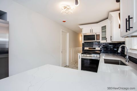Tiny photo for 9006 S Wallace Street, Chicago, IL 60621 (MLS # 12602554)