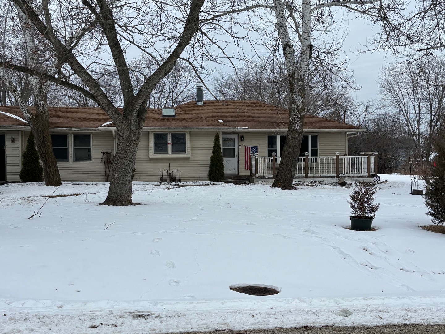 36745 N WESTMOOR Avenue