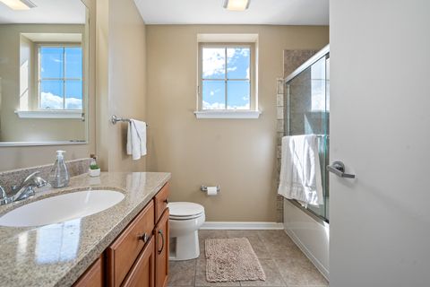 Tiny photo for 511 Prestwick Lane #402, Wheeling, IL 60090 (MLS # 12455237)