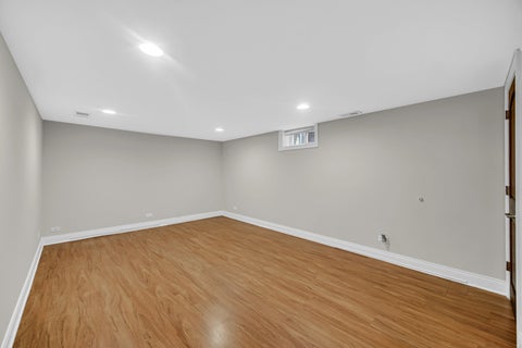 Tiny photo for 5526 Washington Street, Morton Grove, IL 60053 (MLS # 12725765)