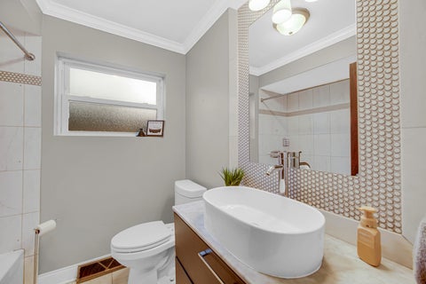 Tiny photo for 5526 Washington Street, Morton Grove, IL 60053 (MLS # 12725765)