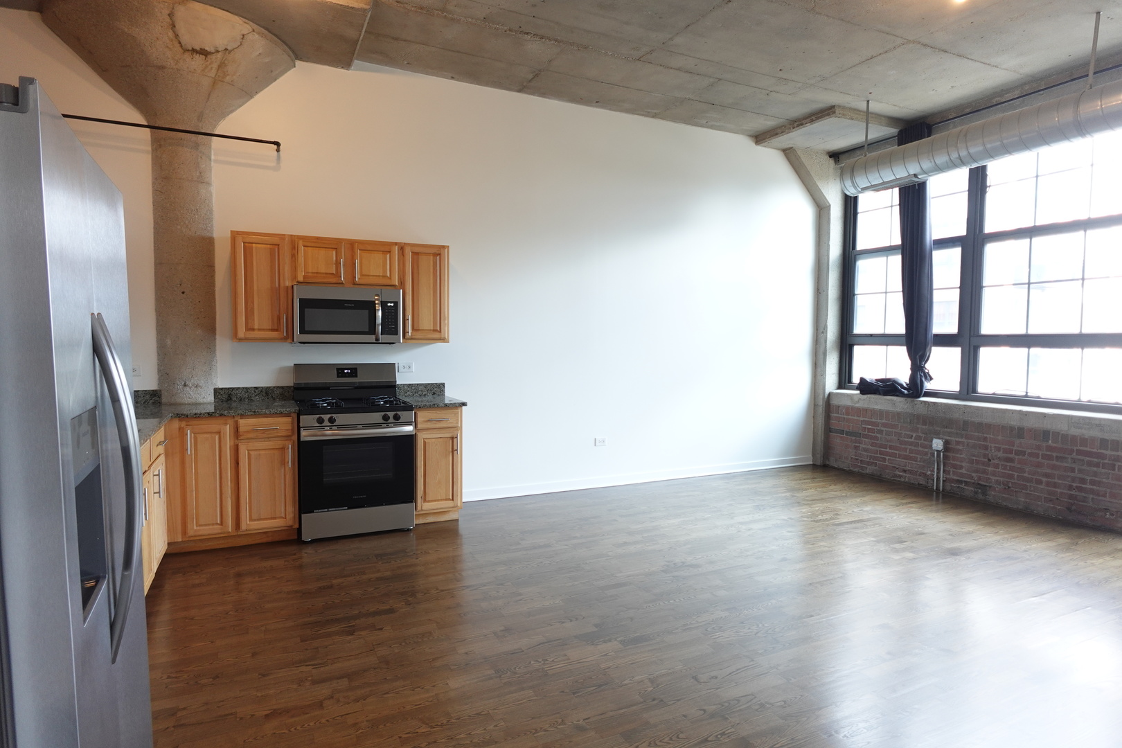 3963 W Belmont Avenue 219