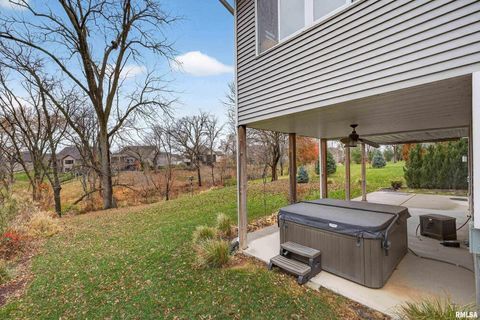 Tiny photo for 4136 Muirfield Court, Bettendorf, IA 52722 (MLS # QC4269837)