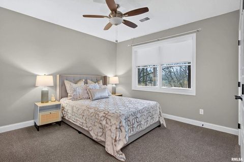 Tiny photo for 4136 Muirfield Court, Bettendorf, IA 52722 (MLS # QC4269837)