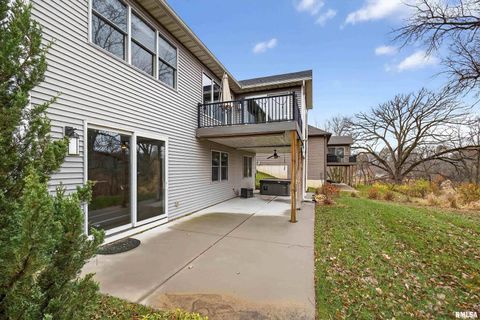 Tiny photo for 4136 Muirfield Court, Bettendorf, IA 52722 (MLS # QC4269837)