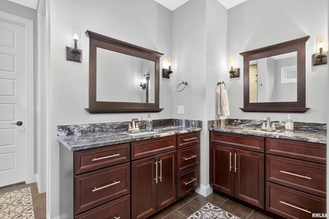 Tiny photo for 4136 Muirfield Court, Bettendorf, IA 52722 (MLS # QC4269837)