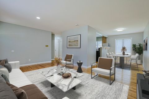 Tiny photo for 1703 Bonita Avenue, Mount Prospect, IL 60056 (MLS # 12492128)