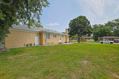 Tiny photo for 1703 Bonita Avenue, Mount Prospect, IL 60056 (MLS # 12492128)