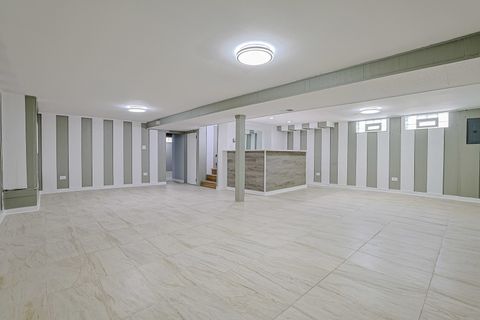 Tiny photo for 1703 Bonita Avenue, Mount Prospect, IL 60056 (MLS # 12492128)