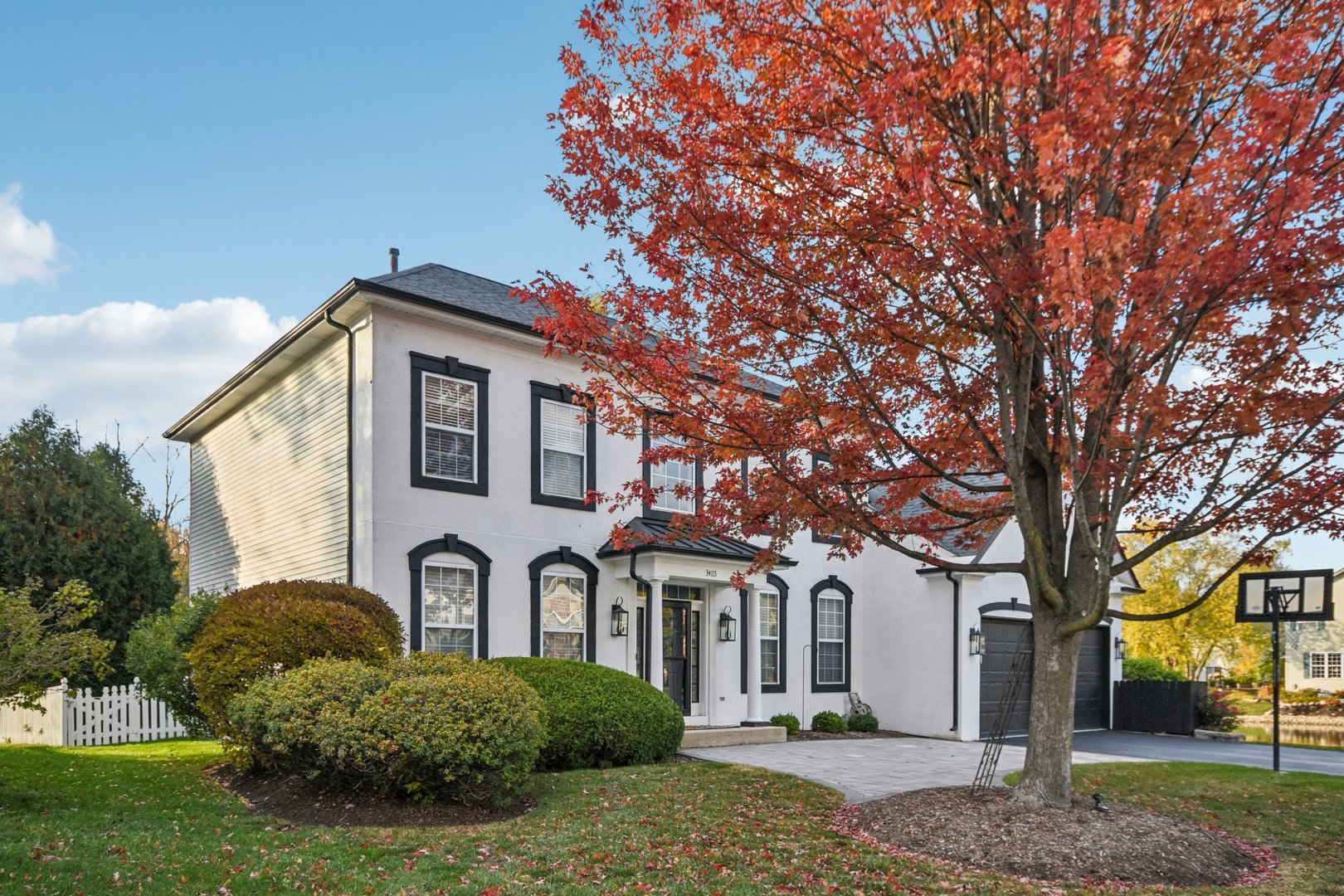 34115 N Wooded Glen Drive