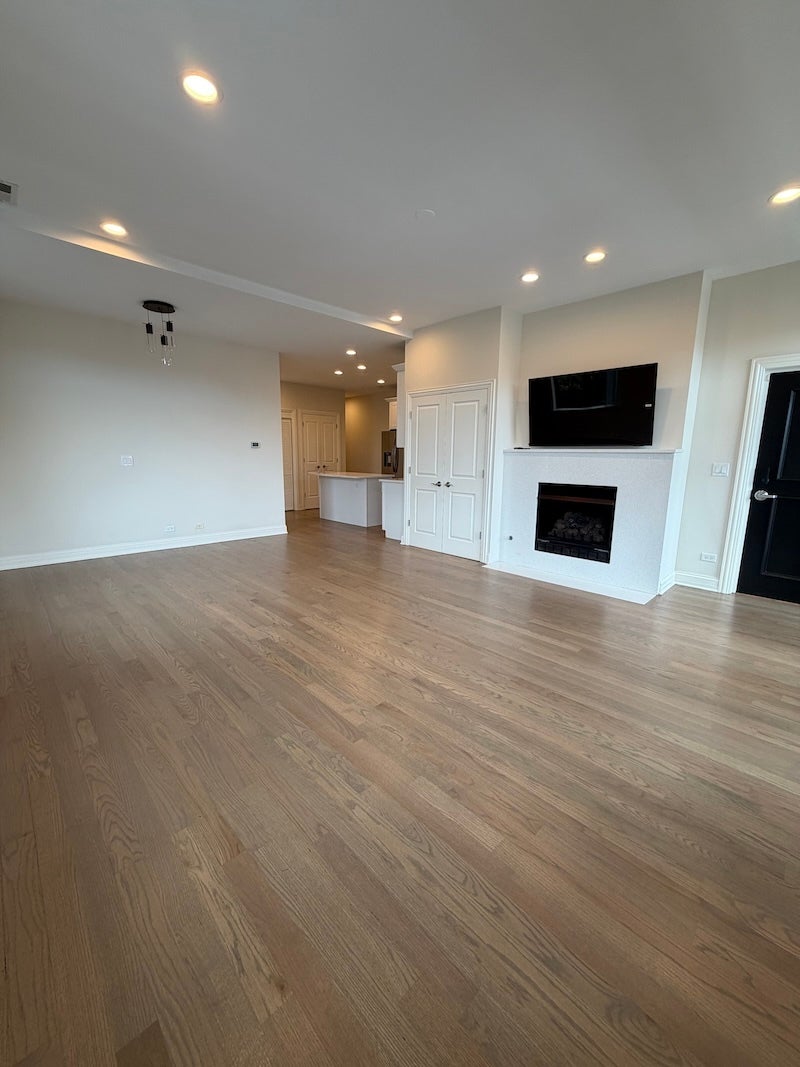 1701 W Chicago Avenue 3