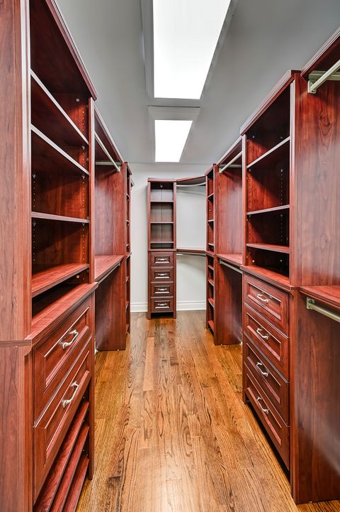 Tiny photo for 2S719 Williamsburg Court, Oak Brook, IL 60523 (MLS # 12524835)