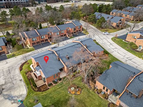 Tiny photo for 2S719 Williamsburg Court, Oak Brook, IL 60523 (MLS # 12524835)