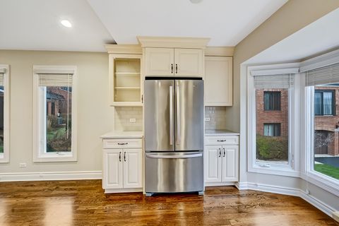 Tiny photo for 2S719 Williamsburg Court, Oak Brook, IL 60523 (MLS # 12524835)