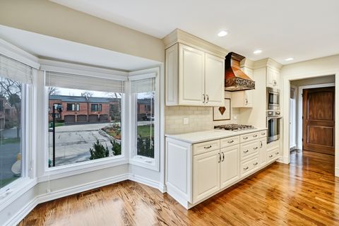 Tiny photo for 2S719 Williamsburg Court, Oak Brook, IL 60523 (MLS # 12524835)