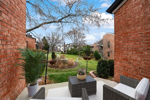 Tiny photo for 2S719 Williamsburg Court, Oak Brook, IL 60523 (MLS # 12524835)