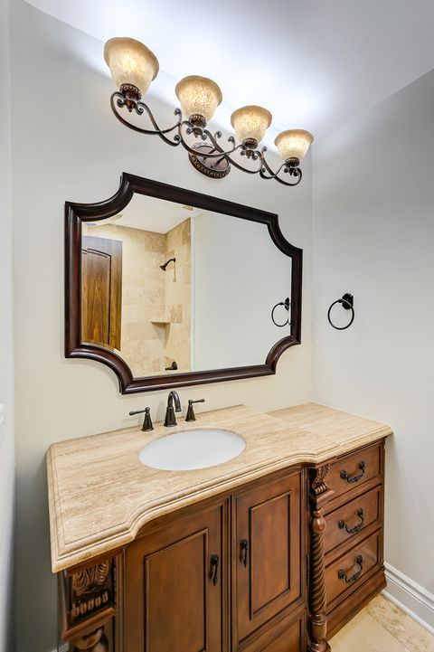 Tiny photo for 2S719 Williamsburg Court, Oak Brook, IL 60523 (MLS # 12524835)