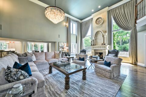 Tiny photo for 1877 Banbury Road, Inverness, IL 60067 (MLS # 12388615)