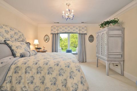 Tiny photo for 1877 Banbury Road, Inverness, IL 60067 (MLS # 12388615)