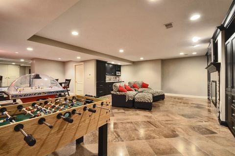 Tiny photo for 1877 Banbury Road, Inverness, IL 60067 (MLS # 12388615)