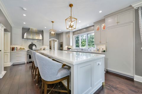 Tiny photo for 1877 Banbury Road, Inverness, IL 60067 (MLS # 12388615)