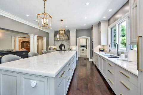 Tiny photo for 1877 Banbury Road, Inverness, IL 60067 (MLS # 12388615)