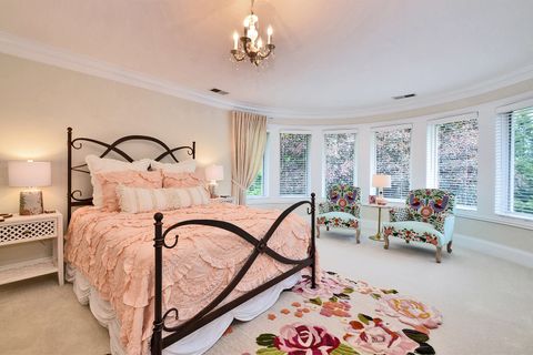 Tiny photo for 1877 Banbury Road, Inverness, IL 60067 (MLS # 12388615)