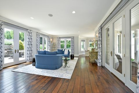 Tiny photo for 1877 Banbury Road, Inverness, IL 60067 (MLS # 12388615)