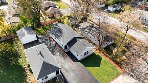 Tiny photo for 302 Hughes Avenue, Lockport, IL 60441 (MLS # 12536298)