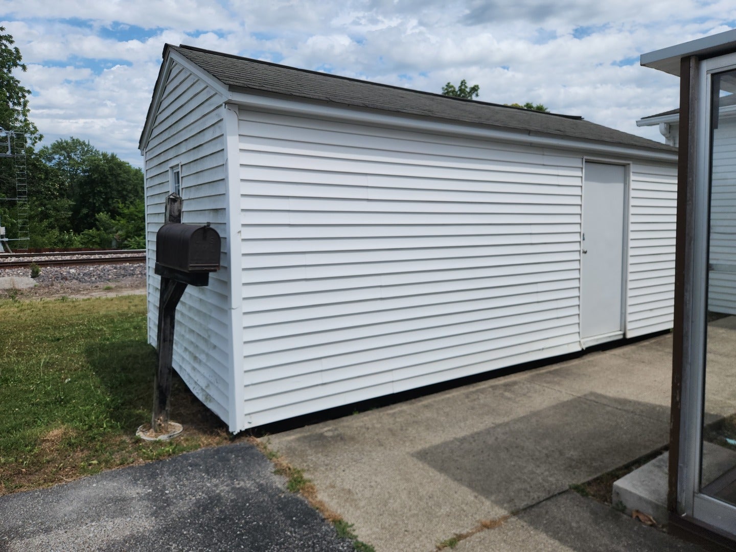 128 N 3rd Street
