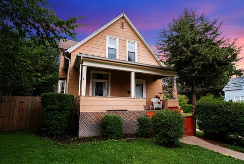 A home in Blue Island