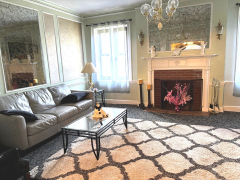 Tiny photo for 9332 Landings Lane #504, Des Plaines, IL 60016 (MLS # 12437050)