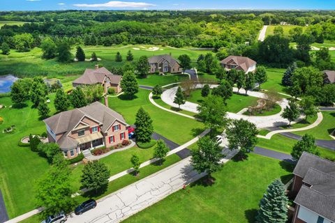 A home in Hawthorn Woods