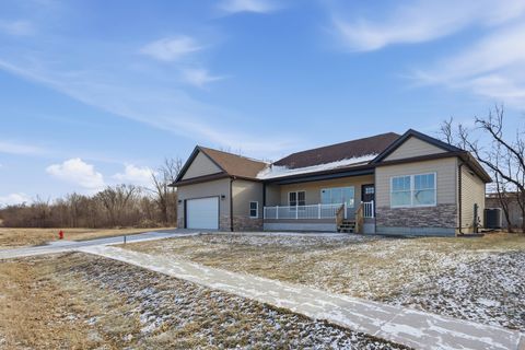 Tiny photo for 1812 10th Avenue, Silvis, IL 61282 (MLS # 12560655)