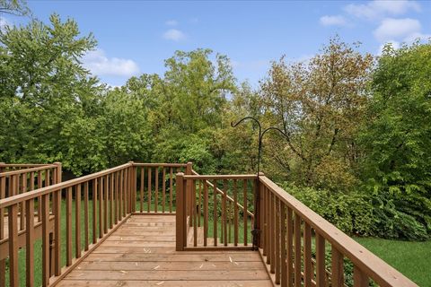 Tiny photo for 1403 Meadowsedge Lane #1403, Carpentersville, IL 60110 (MLS # 12477575)