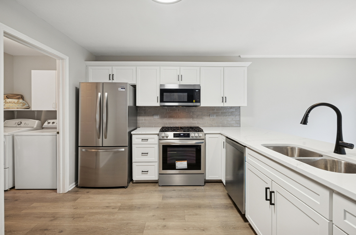 1403 Meadowsedge Lane 1403