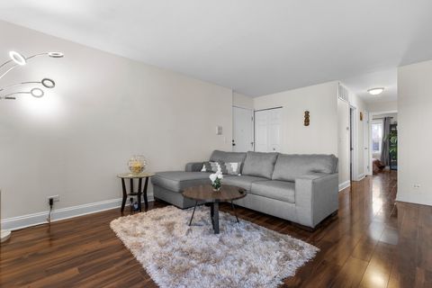 Tiny photo for 263 Driftwood Lane #C1, Schaumburg, IL 60193 (MLS # 12589094)