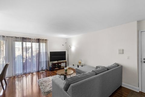 Tiny photo for 263 Driftwood Lane #C1, Schaumburg, IL 60193 (MLS # 12589094)